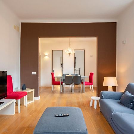 Joivy Family Friendly Apt For 6, Near Royal Palace Museum Генуя Экстерьер фото