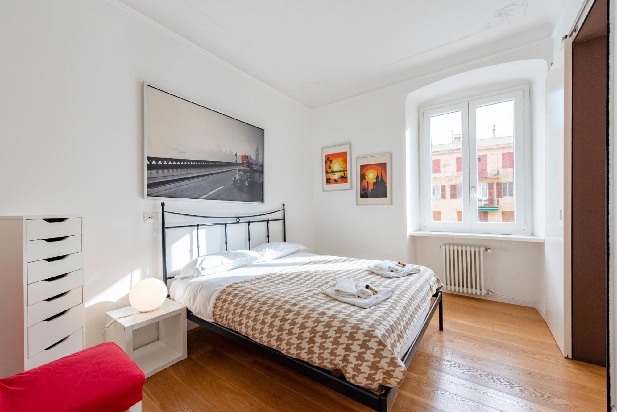 Joivy Family Friendly Apt For 6, Near Royal Palace Museum Генуя Экстерьер фото