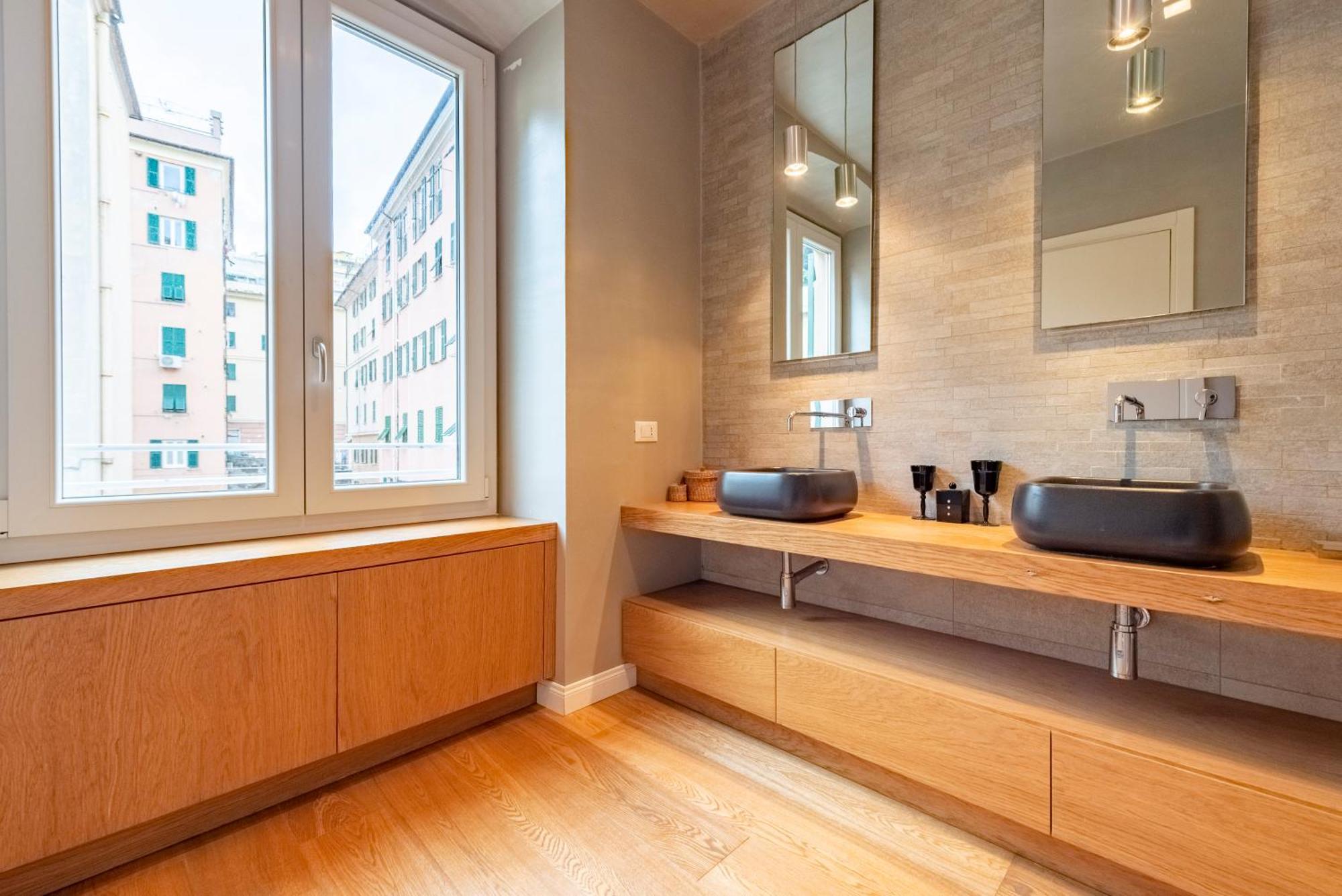 Joivy Family Friendly Apt For 6, Near Royal Palace Museum Генуя Экстерьер фото
