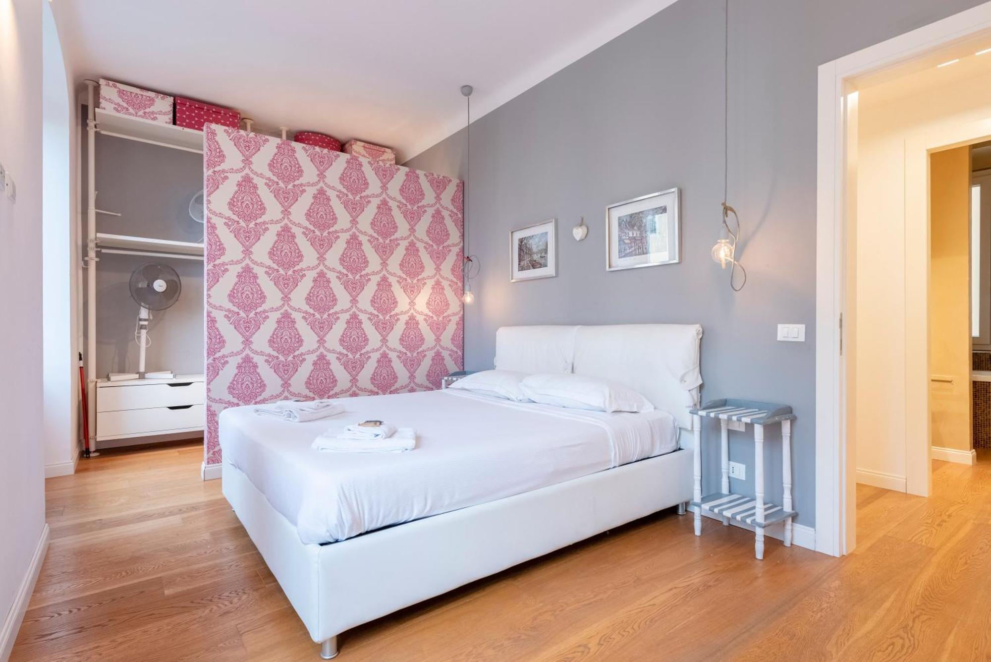 Joivy Family Friendly Apt For 6, Near Royal Palace Museum Генуя Экстерьер фото