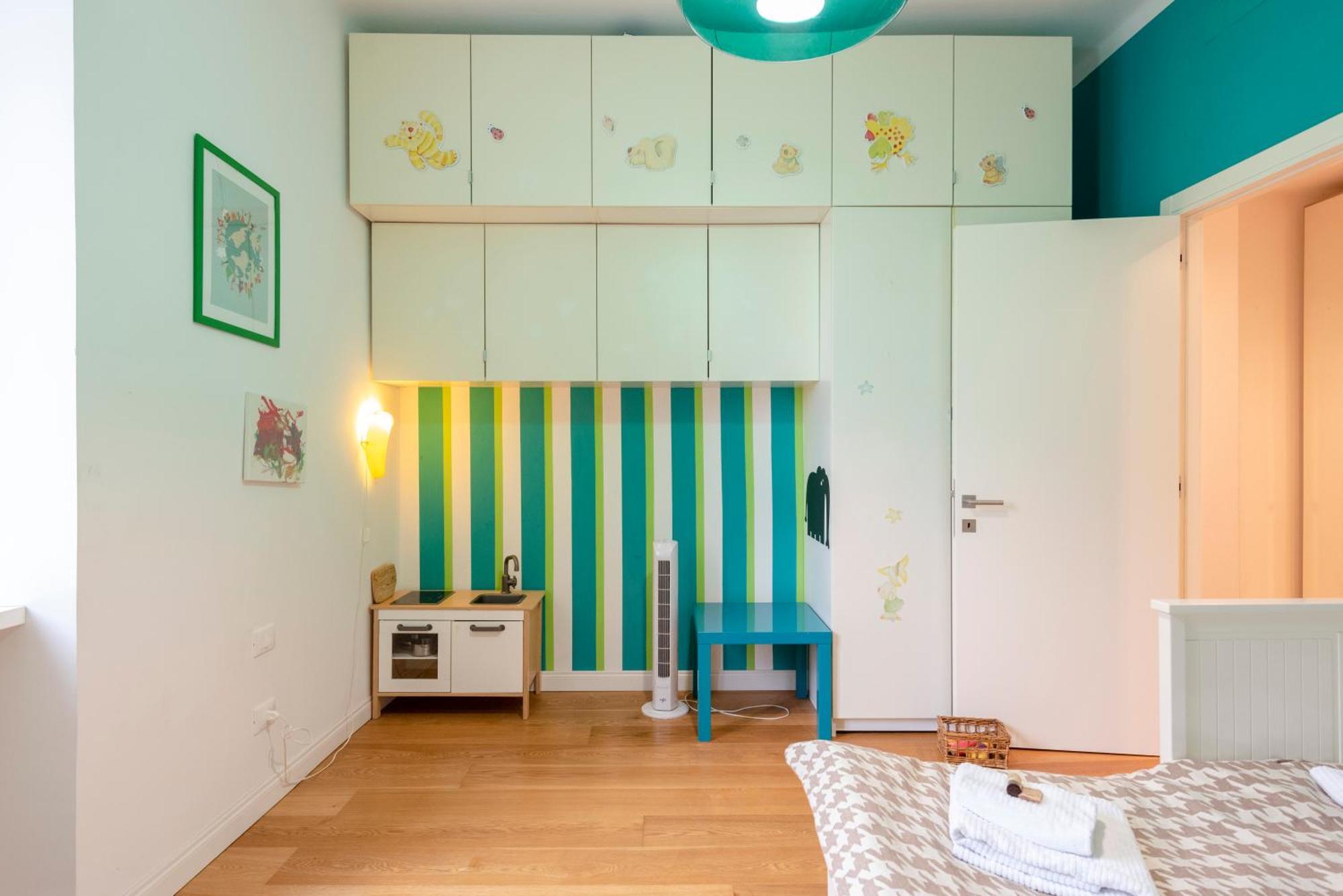Joivy Family Friendly Apt For 6, Near Royal Palace Museum Генуя Экстерьер фото